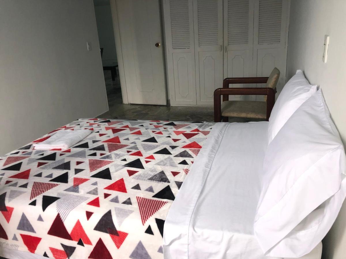 Comodo En Laureles, Grande, Centrico ,bien Ubicado Apto203 * Medellín