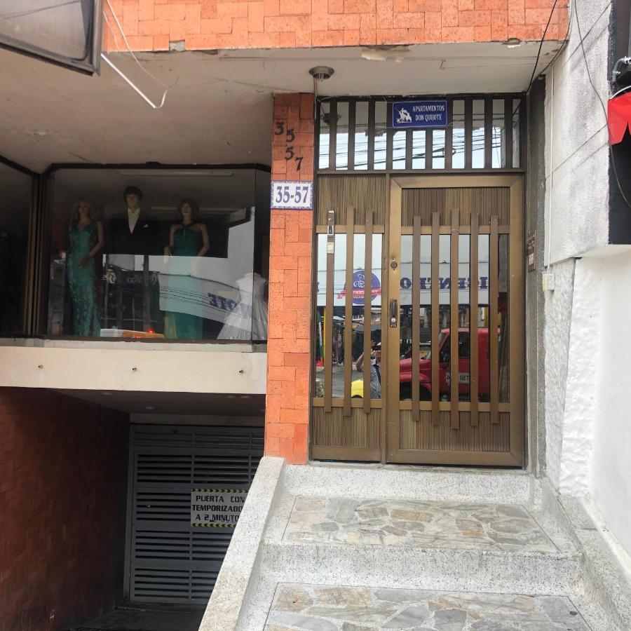 Comodo En Laureles, Grande, Centrico ,bien Ubicado Apto203 Apartment *